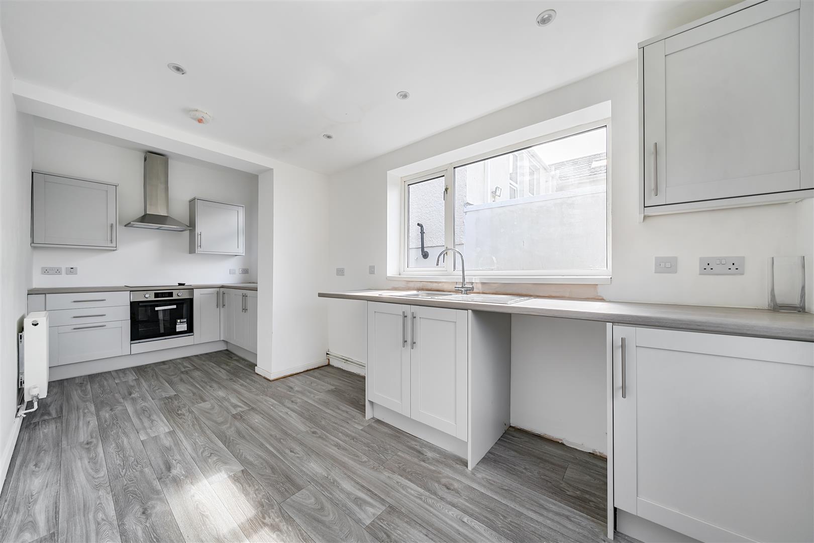 104 Gorseinon Road, Penllergaer, Swansea, SA4 9AB